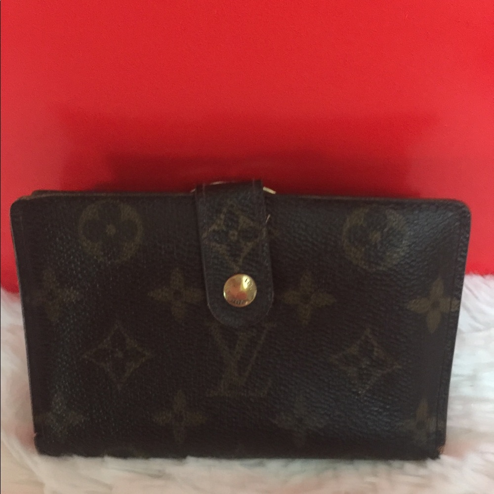 Authentic Louis Vuitton Wallet